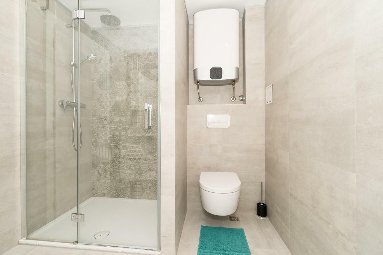 Loft At Republic Square Apartment สปลิท ภายนอก รูปภาพ