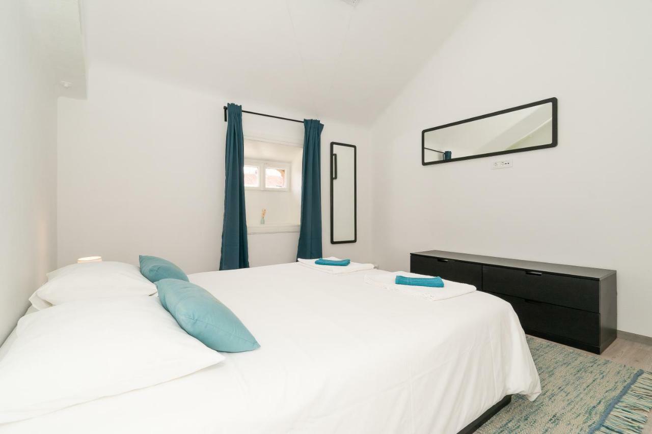Loft At Republic Square Apartment สปลิท ภายนอก รูปภาพ
