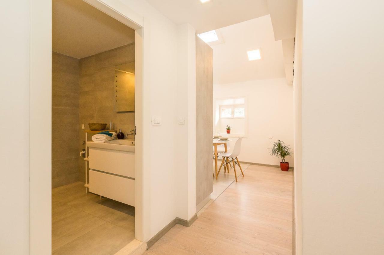 Loft At Republic Square Apartment สปลิท ภายนอก รูปภาพ